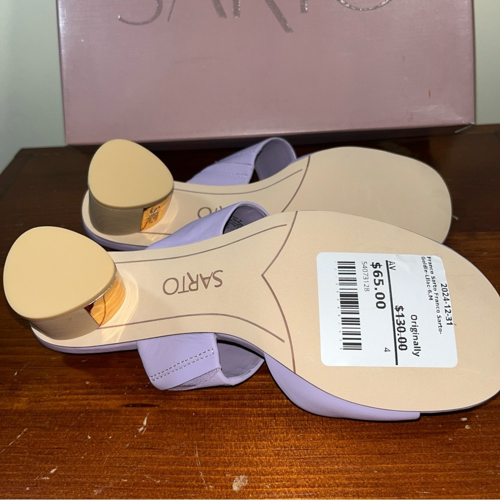 Women's Franco Sarto Soft Leather Lavender Sandals - Picture 7 of 8